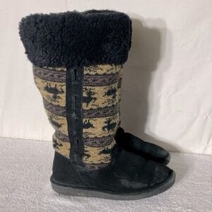 Bearpaw Black Tan Jacquard Deer Print Boots 8